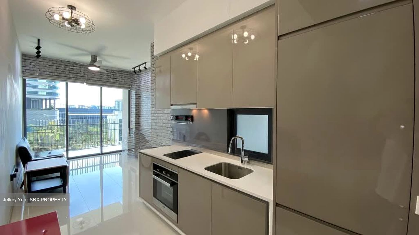 J Gateway (D22), Condominium #558114331